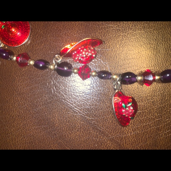 😃Join the RED HAT SOCIETY & wear this Bracelet!😃 - Picture 3 of 8